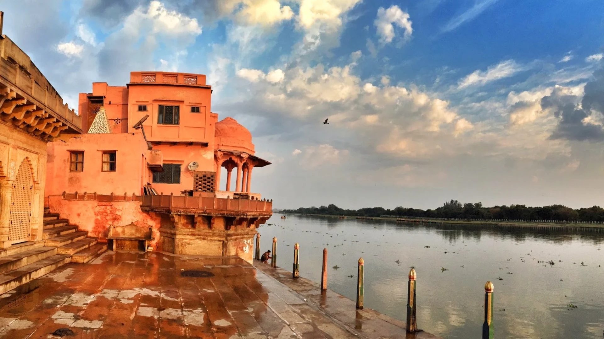1 Day Agra Mathura Vrindavan Family Tour Package