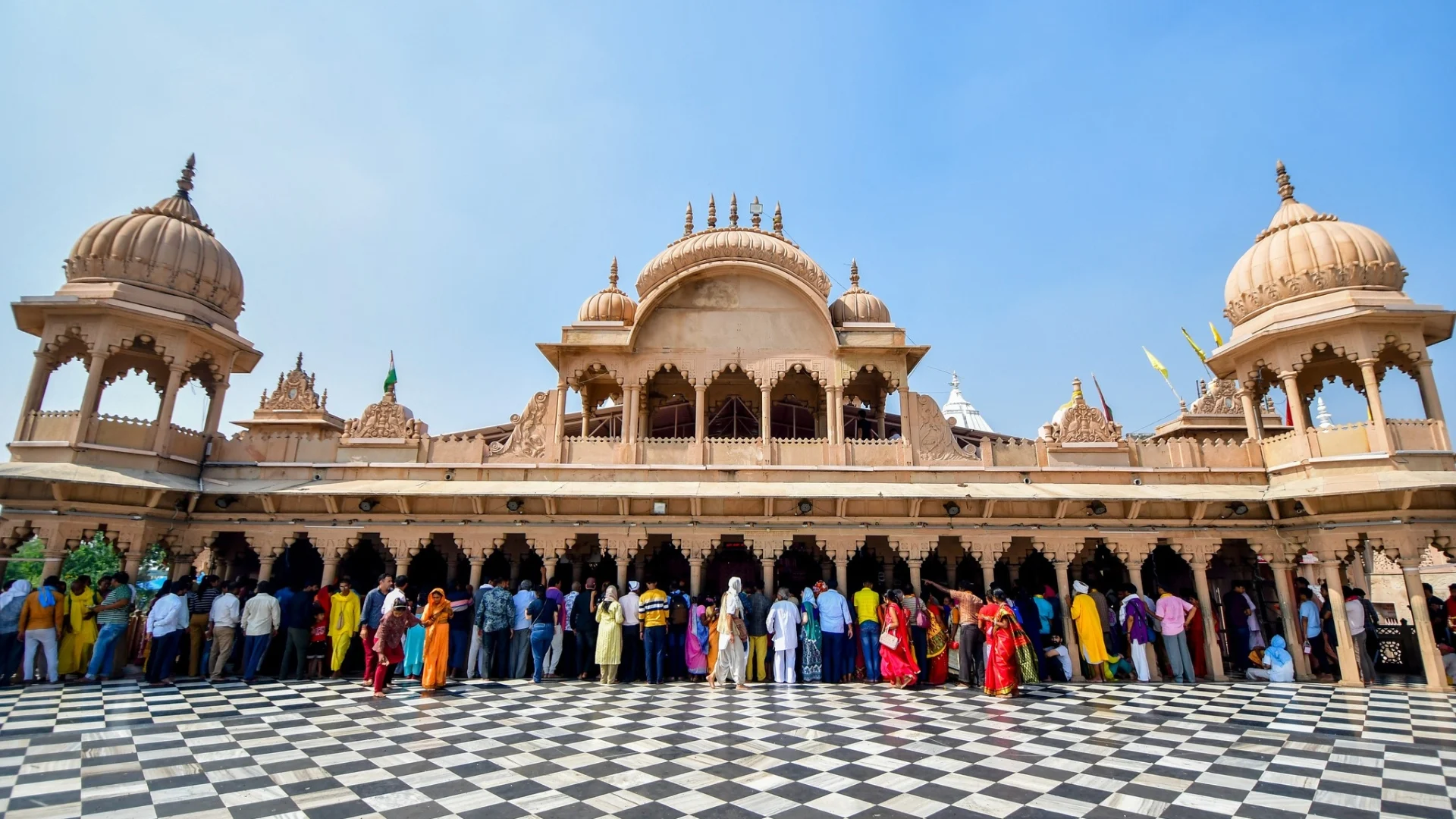 3 Days Mathura Vrindavan Package via Gokul